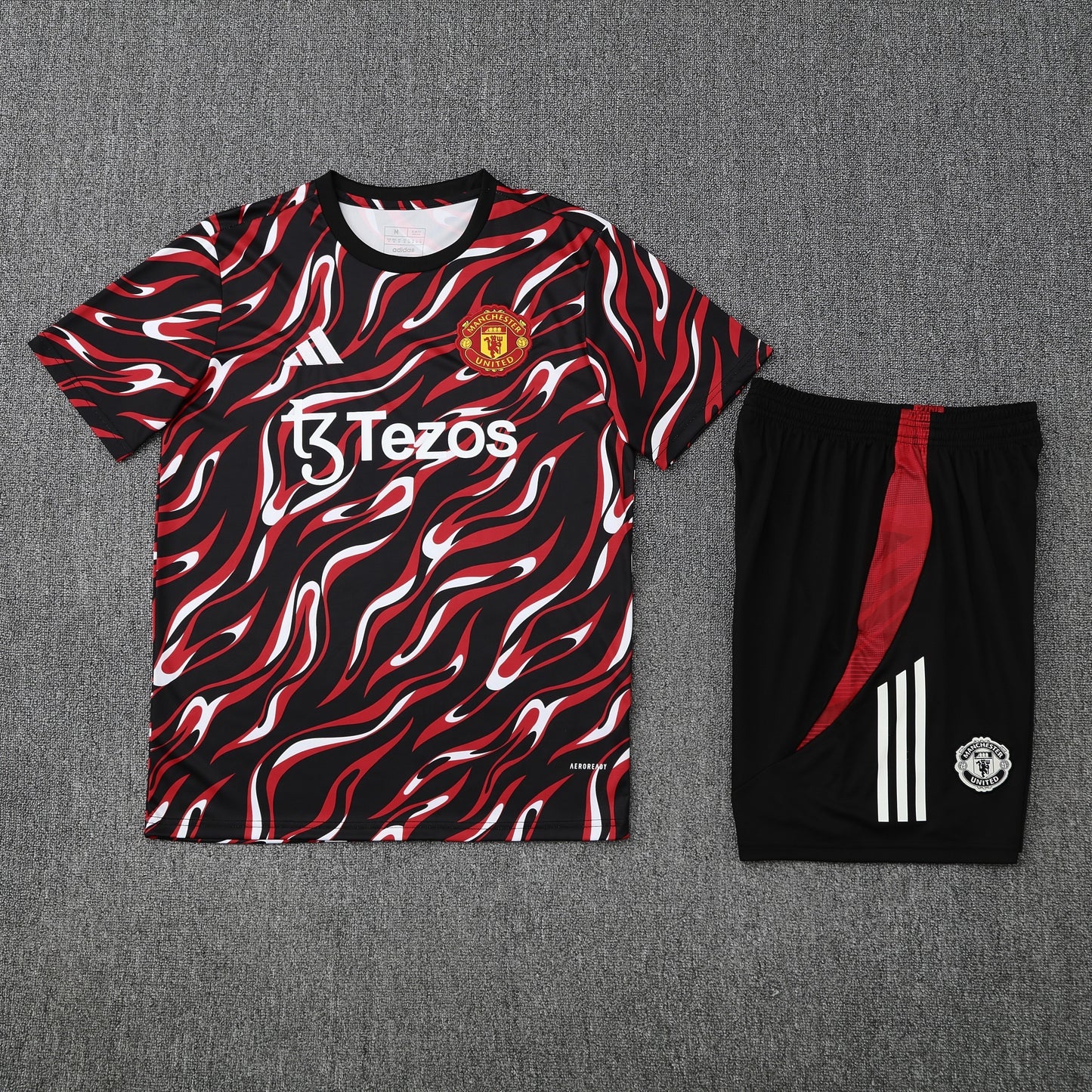 Manchester United Training Sets