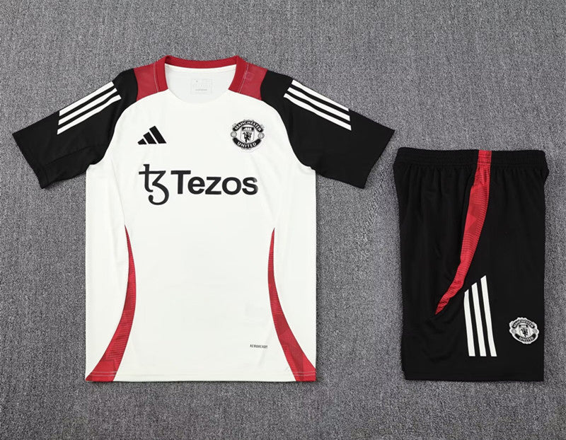 Manchester United Training Set