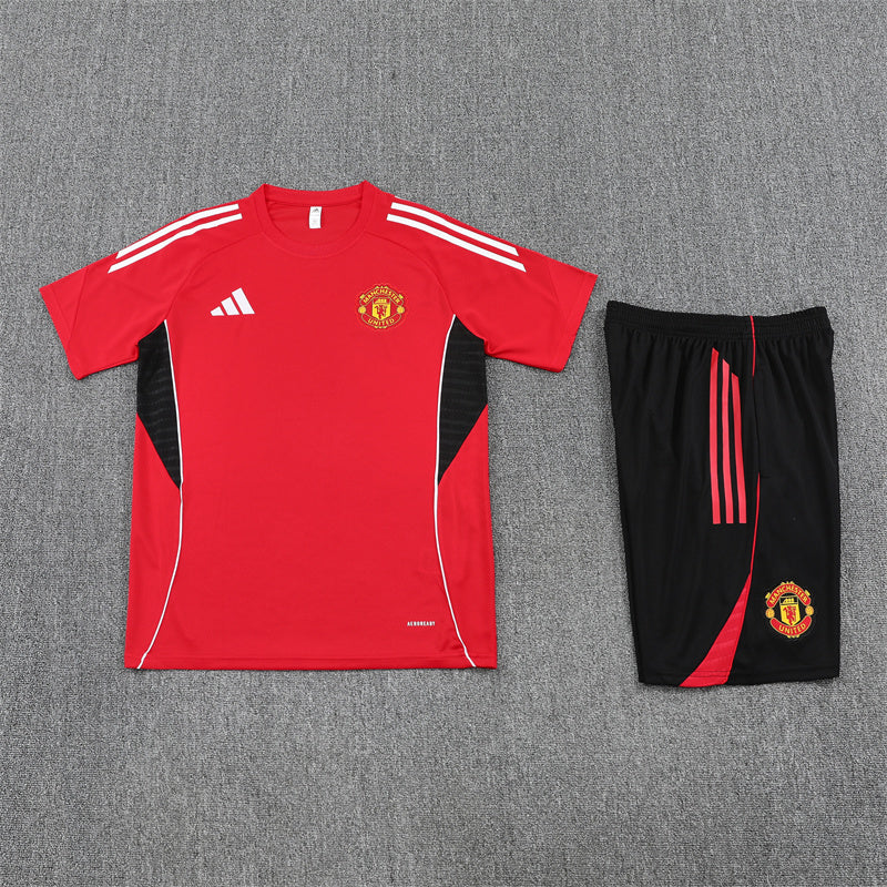 Manchester United Training Sets