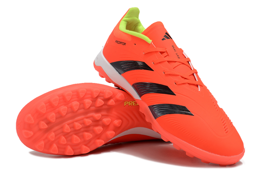 Adidas Astro - حذاء اديداس ترتان