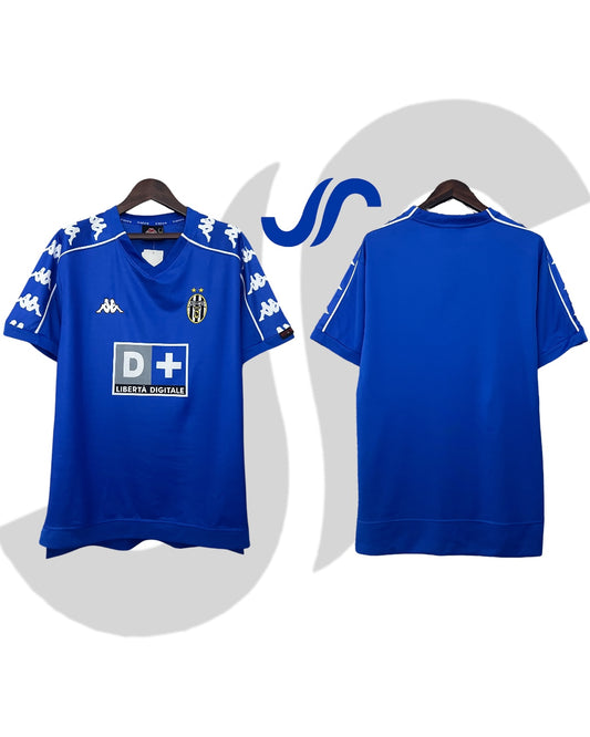 Juventus 99/00 Away Jersey
