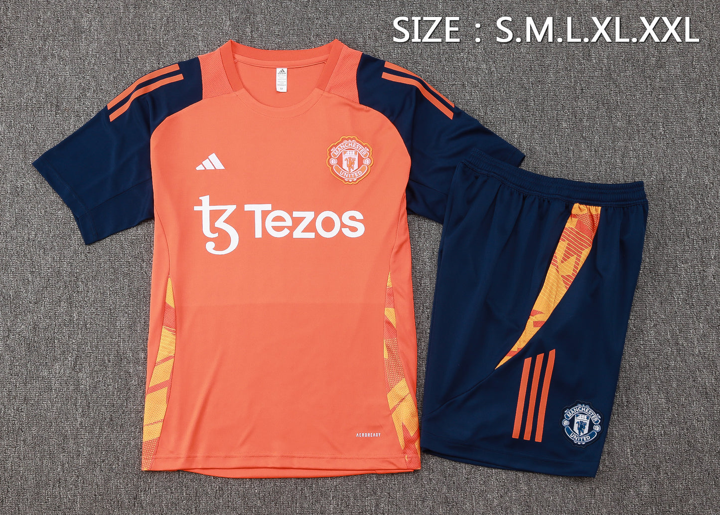 Manchester United Training Sets