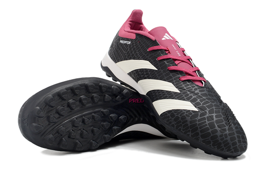 Adidas Astro - حذاء اديداس ترتان